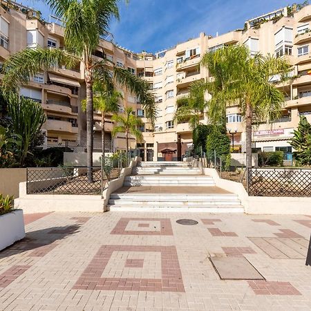 Апартаменты Barbarela Centro Торремолинос Экстерьер фото
